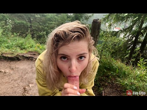 ❤️ Jente svelger cum etter en offentlig blowjob - Eva Elfi Pornovideo ved no.com-porn-mz.ru